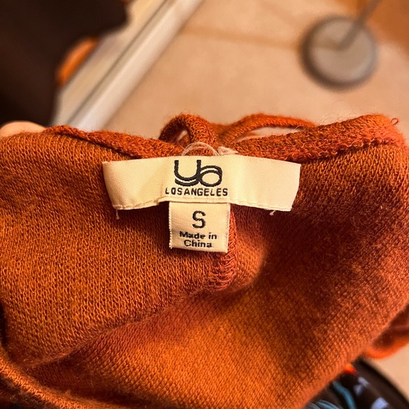 Ya Los Angeles Top - Picture 5 of 5